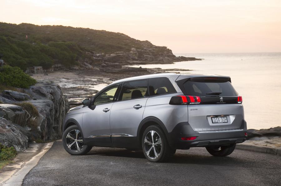  Peugeot 5008 2018 года  (AU) (фото 10 из 19)
